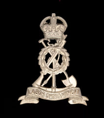 Royal Pioneer Corps Cap Badge K.C Hallmarked Silver