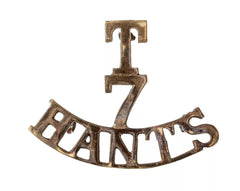 T 7 Hants Shoulder Title Brass Metal