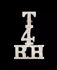 T 4 Royal Highlanders Shoulder Title White Metal