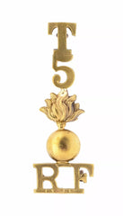T 5 Royal Fusiliers Shoulder Title Brass Metal