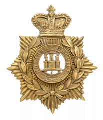 Helmet Plate & Northamptonshire 3 Castle Centre Brass Metal