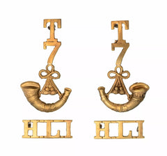 T 7 Bugle Highland Light Infantry Shoulder Title Pair Brass Metal