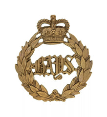 Queen's Crown Queen's Bays 2nd Dragoons Guards Cap Badge