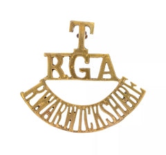 T R.G.A Warwickshire Shoulder Title Brass Metal
