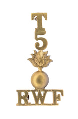 T 5 Royal Welsh Fusiliers Shoulder Title Brass Metal