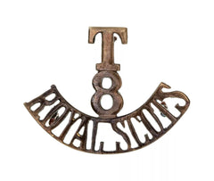T 8 Royal Scots Shoulder Title Brass Metal