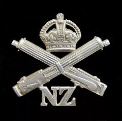 Machine Gun New Zealand Cap Badge Hallmarked Silver