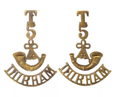 T 5 Bugle Durham Shoulder Title Pair Brass Metal