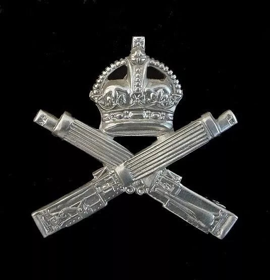 Machine Gun Corps Cap Badge Hallmarked Silver