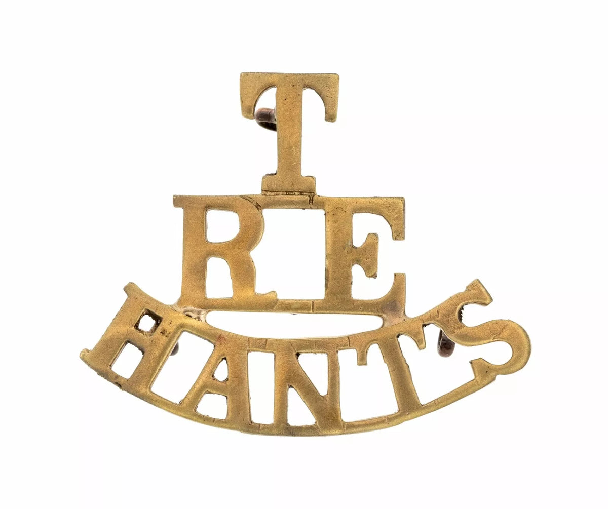 T R.E Hants Shoulder Title Brass Metal