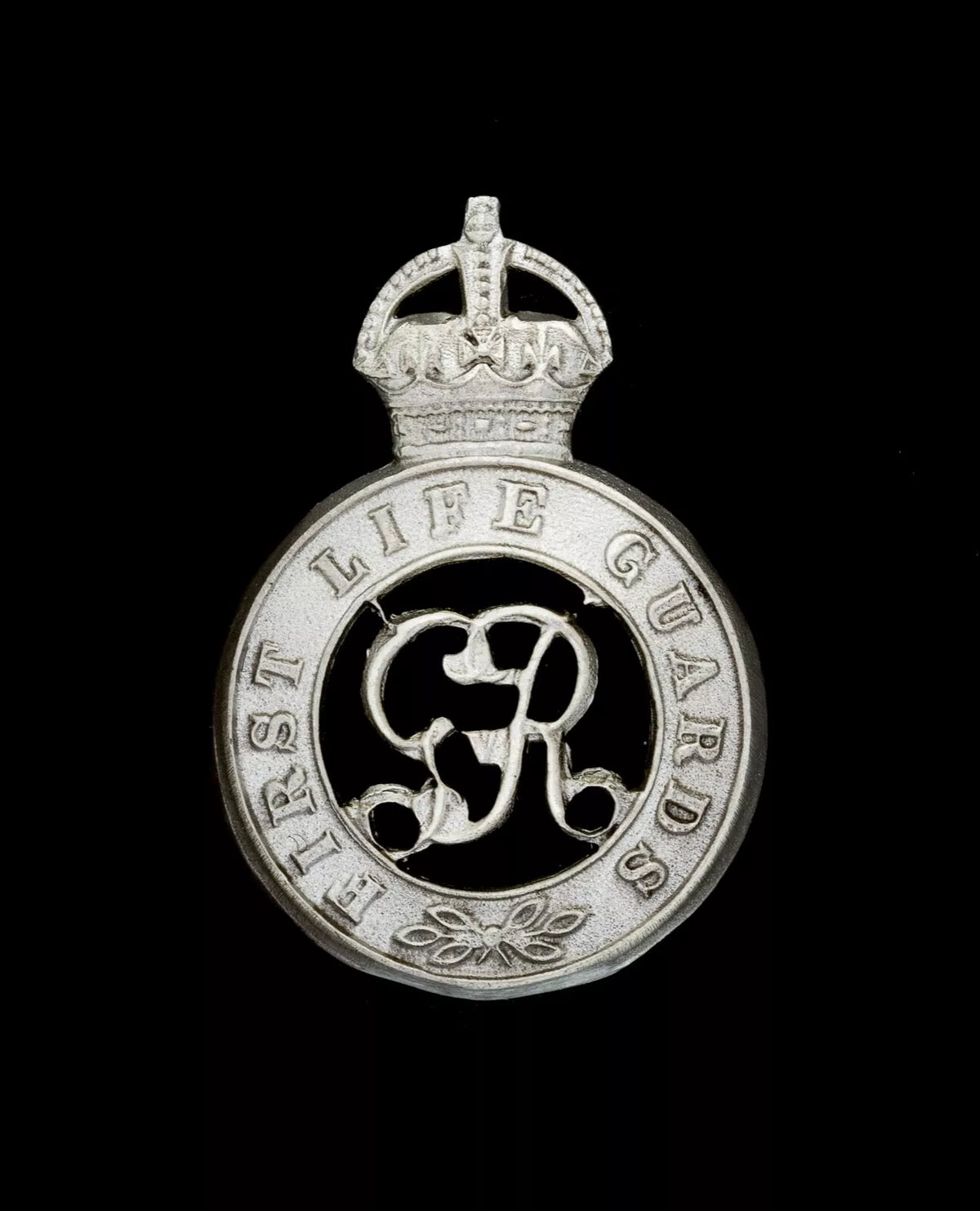 First Life Loading First Life Guards Cap Badge Hallmarked Silver – Intmilitaria