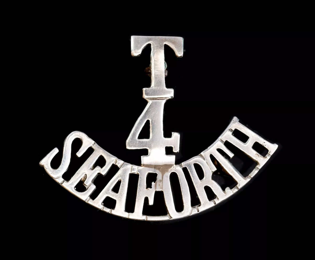 T 4 Seaforth Shoulder Title White Metal