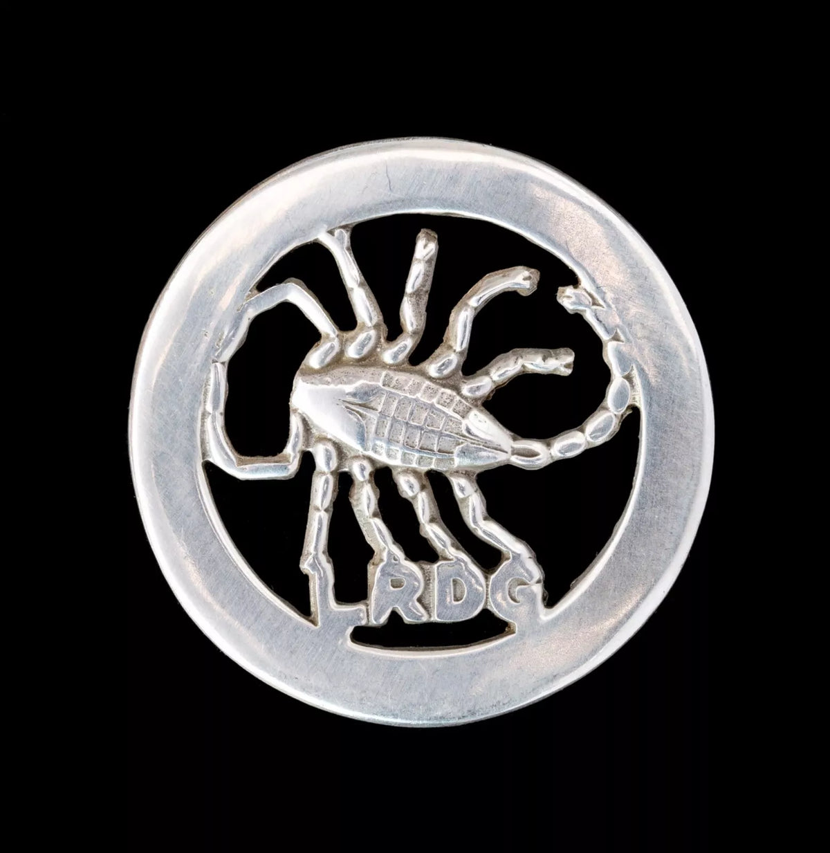 Long Range Desert Group Cap Badge Hallmarked Silver