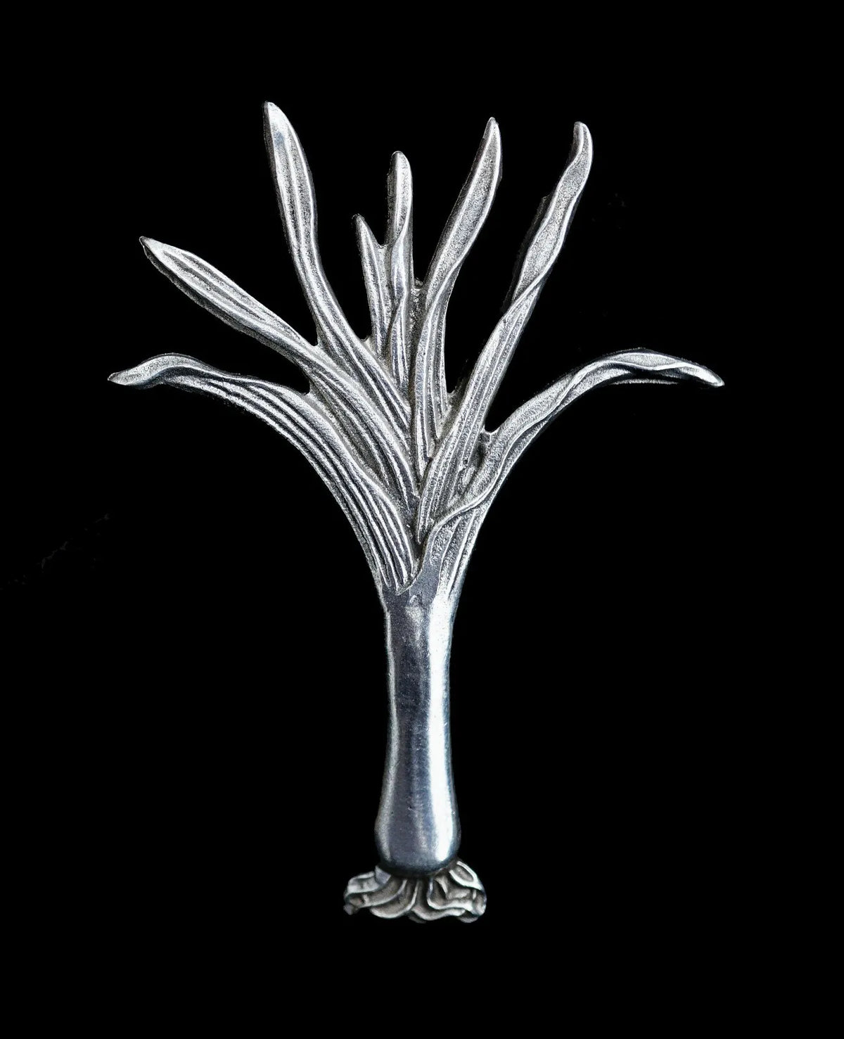 Welsh Guards Cap Badge Hallmarked Silver Intmilitaria welsh-guards-cap-badge-hallmarked-silver-intmilitaria