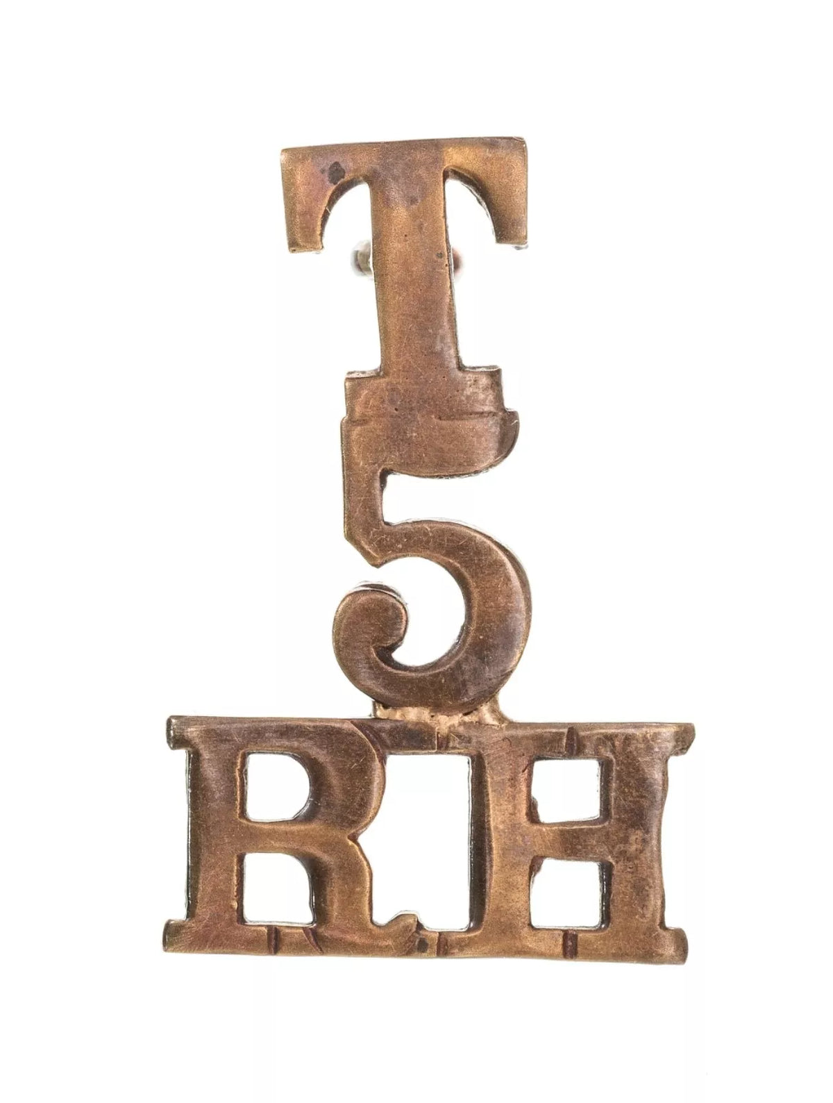 T 5 Royal Highlanders Shoulder Title Brass Metal