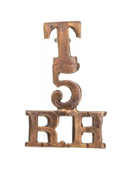 T 5 Royal Highlanders Shoulder Title Brass Metal