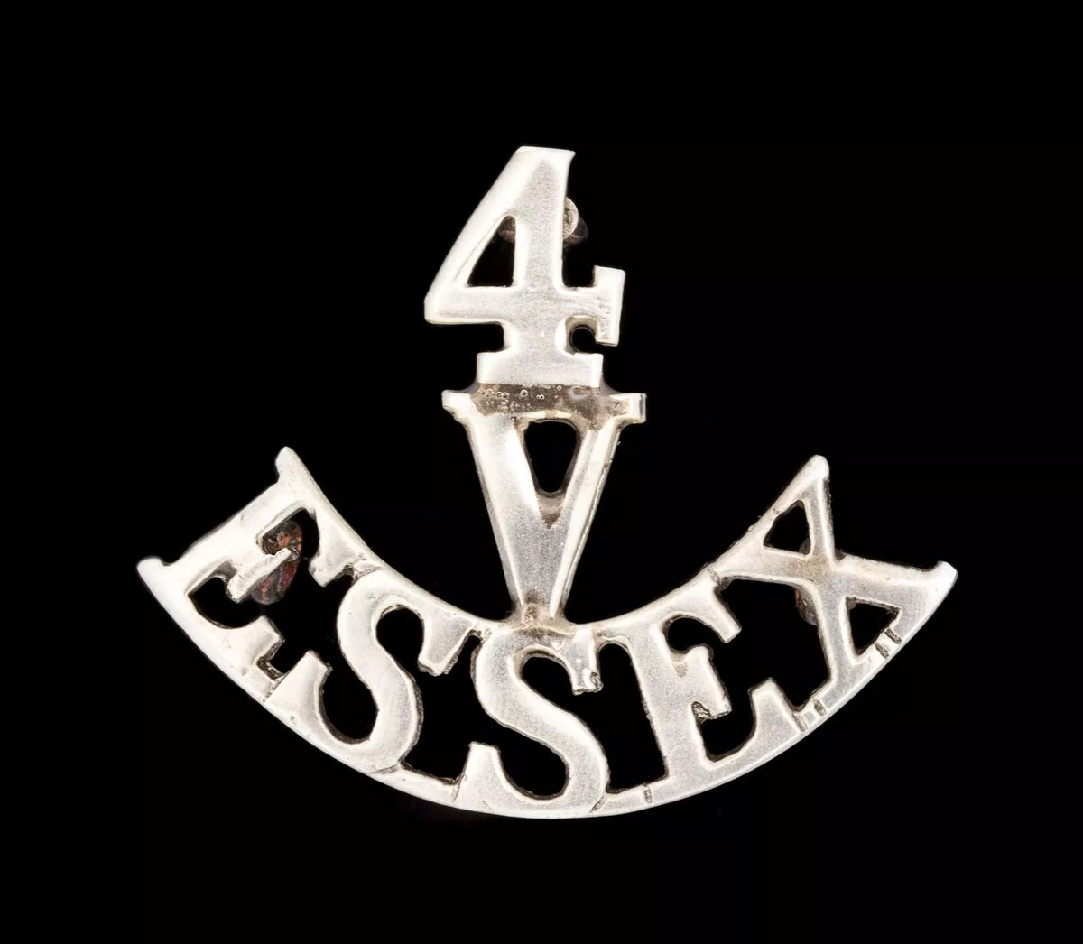 4 Volunteers Essex Shoulder Title White Metal